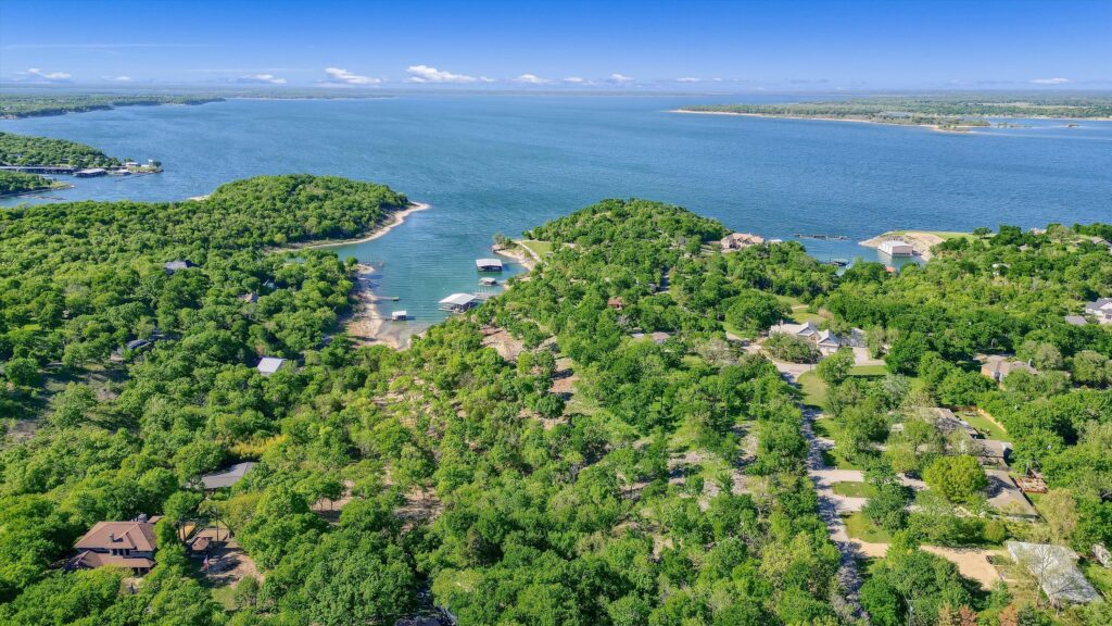 The Cove community near Lake Texoma